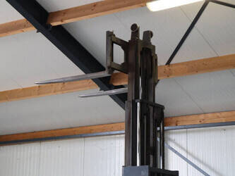 2009-doosan-g25g-5-1414331-45361031