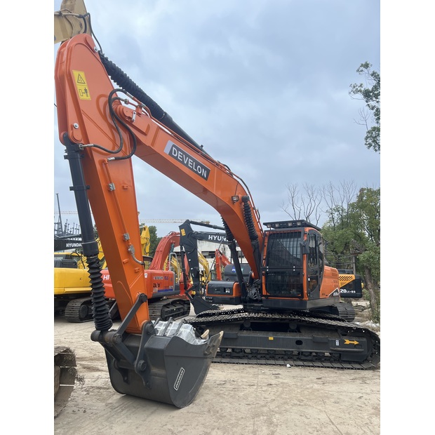 2024 ديفيلون DX225LCA-45361138