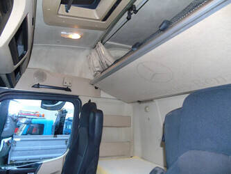 2012-mercedes-benz-actros-1842-1414358-45361704