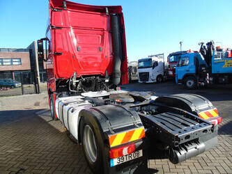 2017-mercedes-benz-actros-1845-1414359-45361727