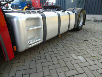 2017-mercedes-benz-actros-1845-1414360-45361761