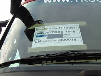 2017-mercedes-benz-actros-1845-1414360-45361775