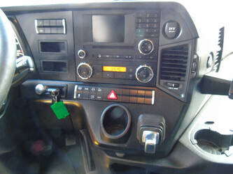 2017-mercedes-benz-actros-1845-1414360-45361777