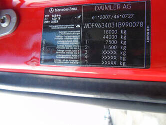 2017-mercedes-benz-actros-1845-1414360-45361783