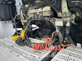 2017-mercedes-benz-actros-1836-1414368-45362146