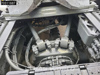 2017-mercedes-benz-actros-1836-1414368-45362153