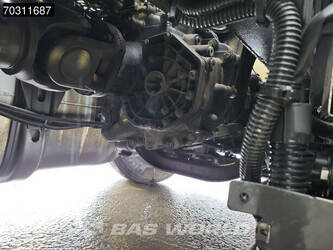 2017-mercedes-benz-actros-1836-1414368-45362155