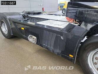 2017-mercedes-benz-actros-1836-1414368-45362158