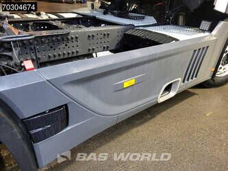 2021-mercedes-benz-actros-1845-1414380-45362581