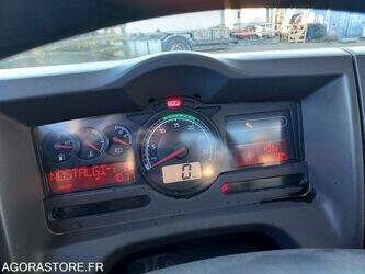 2011-renault-midlum-1414424-45374927