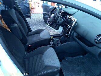 2013-renault-clio-1414429-45374984