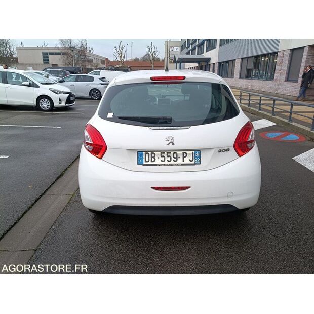 2013 Peugeot 208-45375020