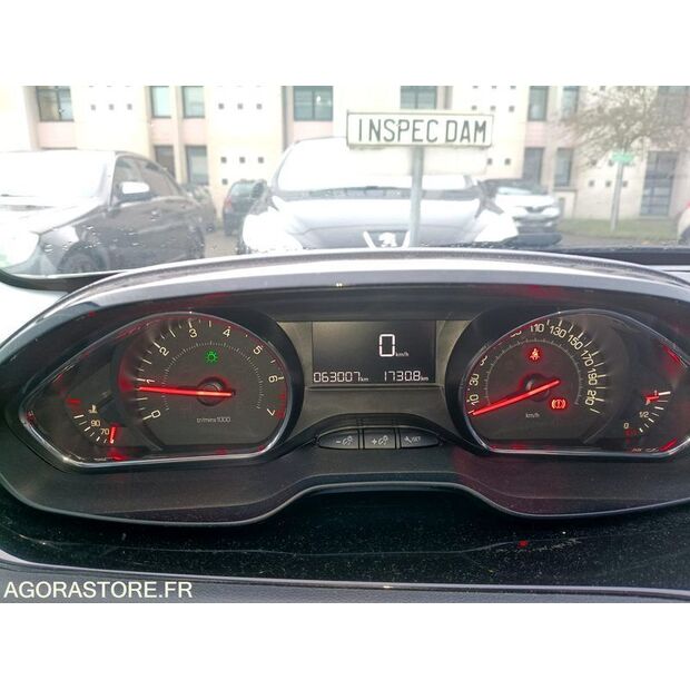 2013 Peugeot 208-45375024