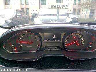 2013-peugeot-208-1414433-45375024