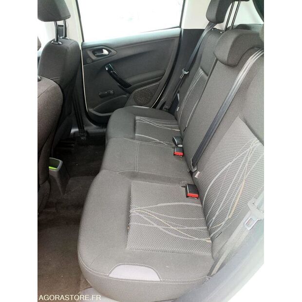 2013 Peugeot 208-45375027