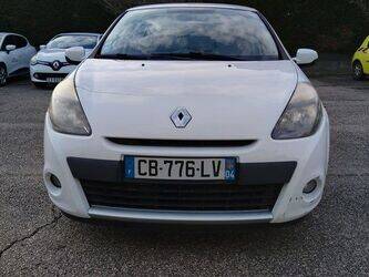2012-renault-clio-1414434-45375032