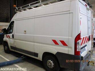 2013-citroen-jumper-1414435-45375040