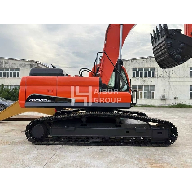 2024 دايو / دوسان DX300LC-45375154