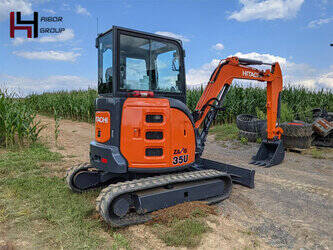 صورة ل حفارات 2023 هيتاشى ZX35U