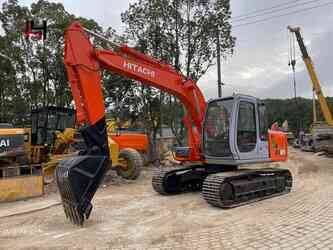 صورة ل حفارات صغيرة 2023 هيتاشى EX120-5