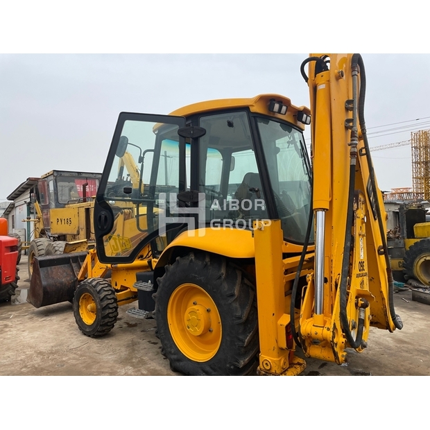 2024 جيه سي بي 3CX-45375311