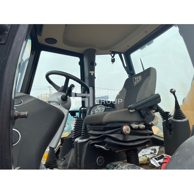 2024 جيه سي بي 3CX-45375315