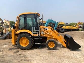 صورة ل لوادر حفارة 2024 جيه سي بي 3CX للبيع في الصّين