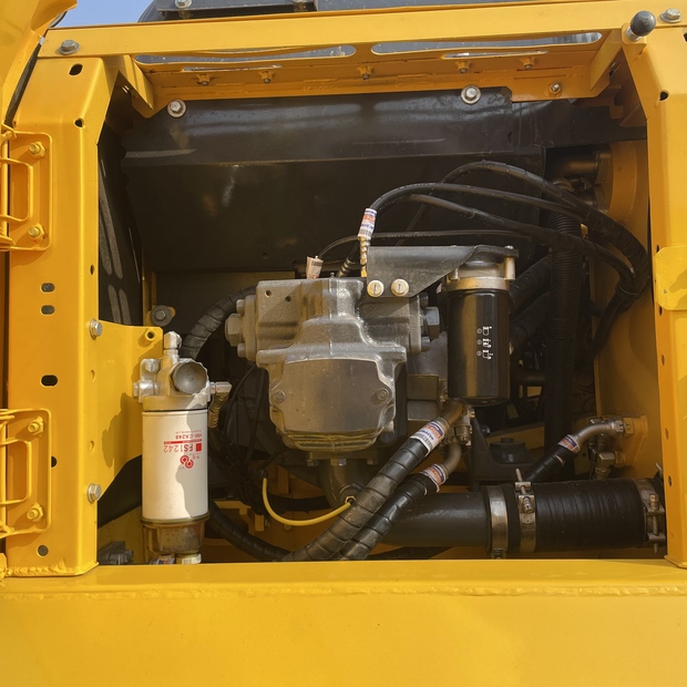 2024 كوماتسو PC240-45375530