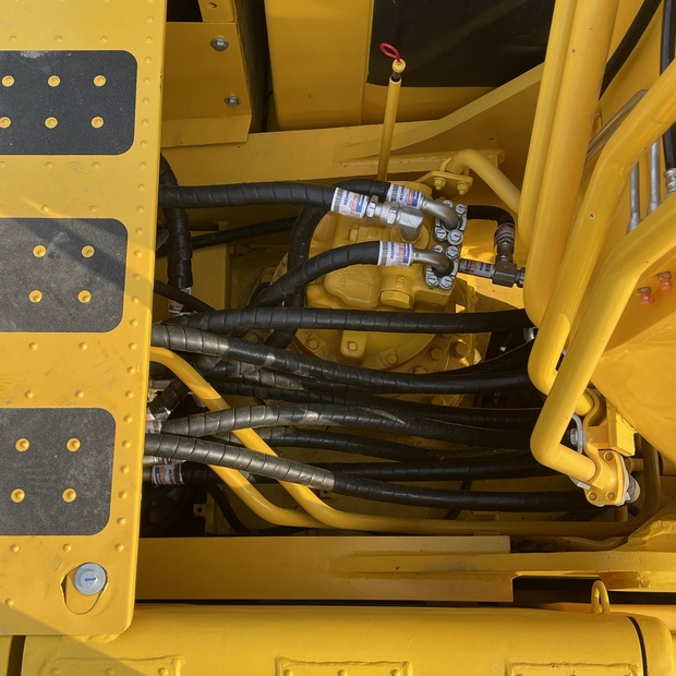 2024 كوماتسو PC240-45375531