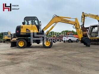 2022-hyundai-r60w-7-1414461-45375688