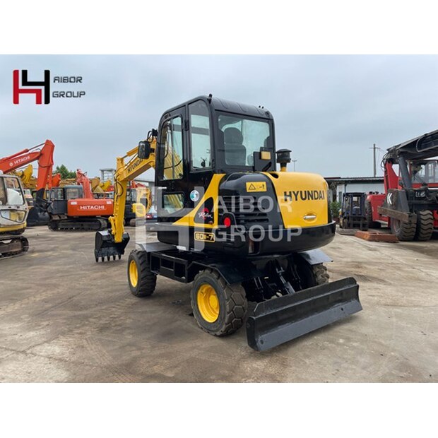 2022 هيونداي R60W-7-45375704