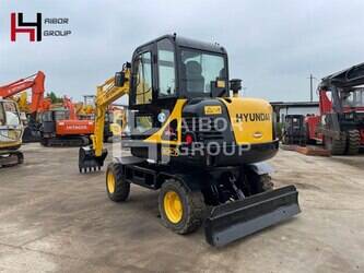 2022-hyundai-r60w-7-1414461-45375704