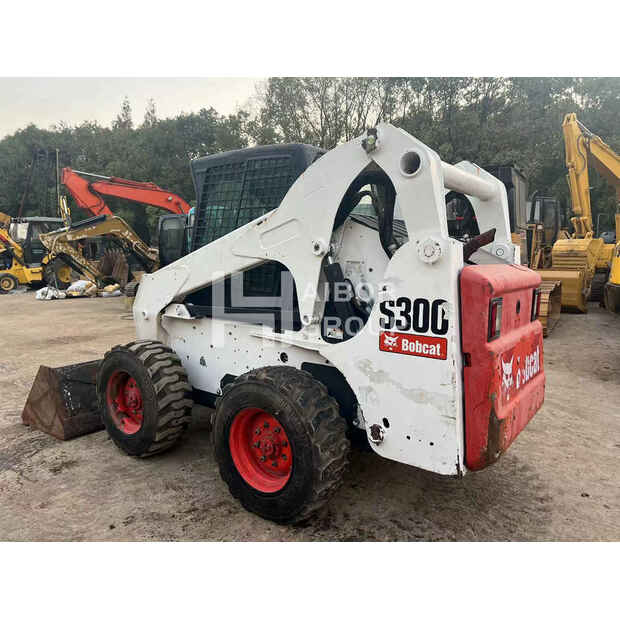 2021 بوبكات S300-45375746