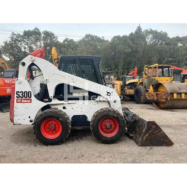 2021 بوبكات S300-45375747