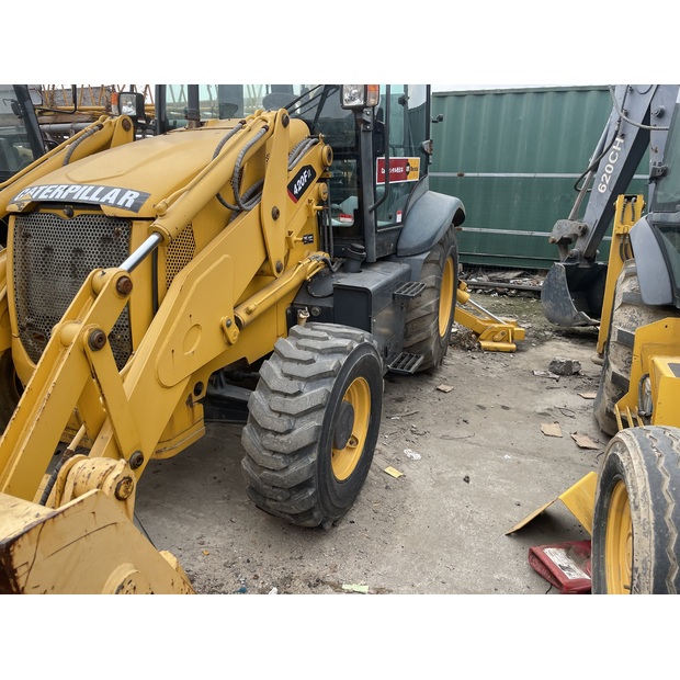 2024 Caterpillar 420F-45375792