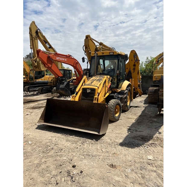 2024 JCB 3cx-45375800