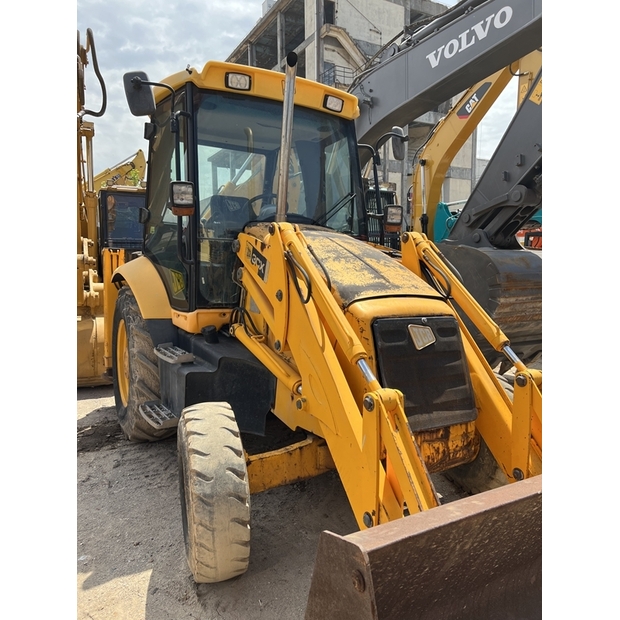 2024 JCB 3cx-45375801