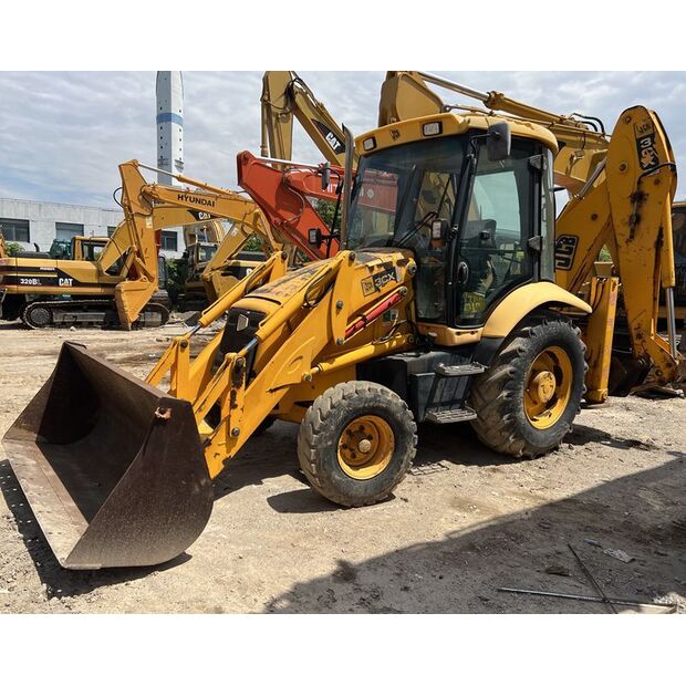 2024 JCB 3cx-45375802
