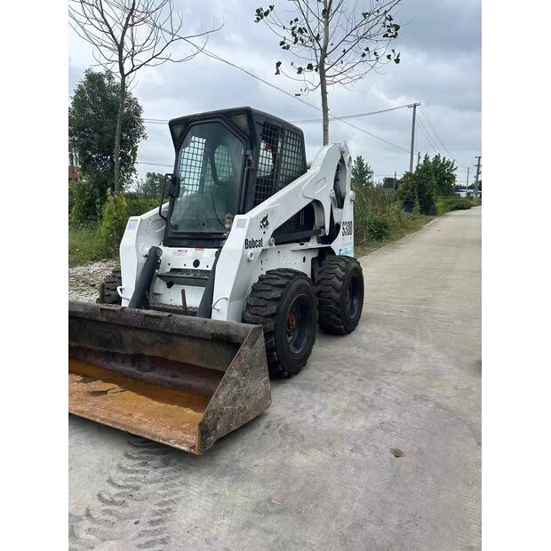 2023 بوبكات 300-45376089