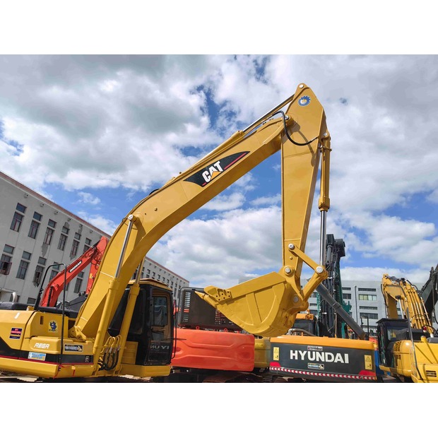 2023 Caterpillar 320B-45376178