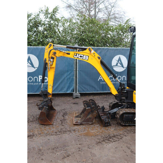 2021 جيه سي بي 16C-1 T3-45376378