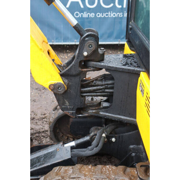 2021 جيه سي بي 16C-1 T3-45376385