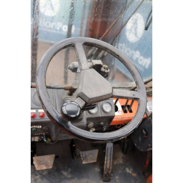 2003 NISSAN VF05H70U-45376437