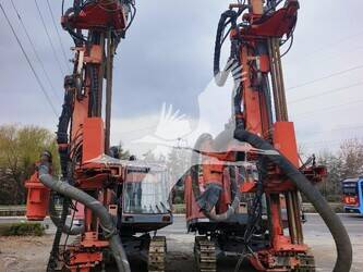 2011-sandvik-dx800-45384821