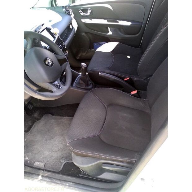 2013 رينو Clio-45388893