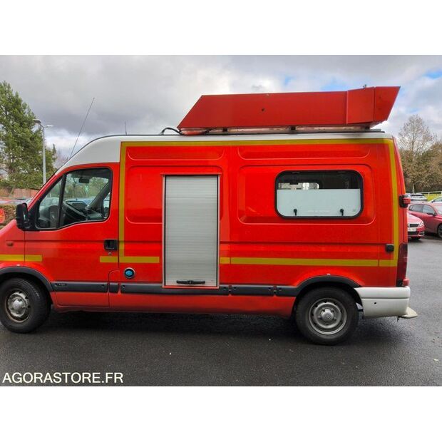 2000 رينو Master-45388977