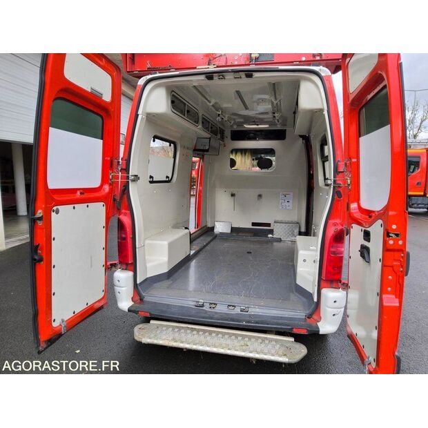 2000 رينو Master-45388978