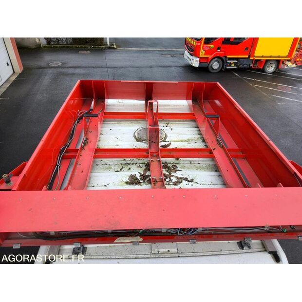 2000 رينو Master-45388982