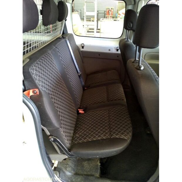 2010 Renault Kangoo-45389013