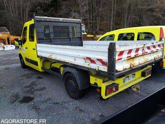 2015-renault-master-1414570-45389024